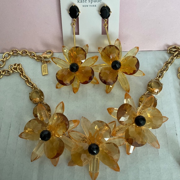 Kate Spade Blooming Brilliant Blossom Necklace and earrings set - Picture 5 of 13